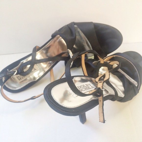 BADGLEY MISCHKA "RUBY" SATIN CRYSTAL JEWELED HEELS - Picture 5 of 9